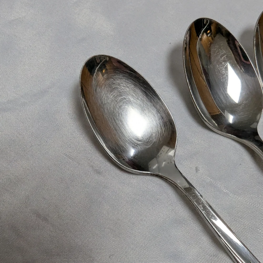 Set Of 11 Oneida Community Twin Star Tea Spoons MCM Vintage Atomic Stainless